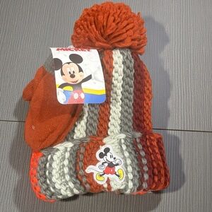 Disney Mickey Mouse Knit Hat & Mittens Set – NWT